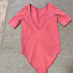 Lululemon body suit size 6